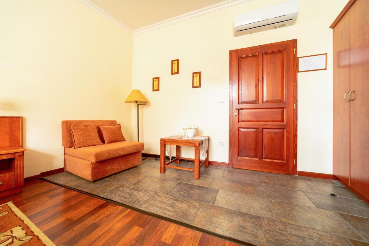 Pannon Hotel Bejelentkezes 20 Oraig, Check-In Until 20 O'Clock, Einchecken Bis 20 Uhr Могач Екстер'єр фото